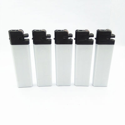 Aanpassing Dongyi Populaire Plastic Flint Wheel Gas Sigaretten aansteker met 80mm Lengte
