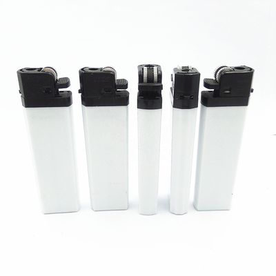 Aanpassing Dongyi Populaire Plastic Flint Wheel Gas Sigaretten aansteker met 80mm Lengte