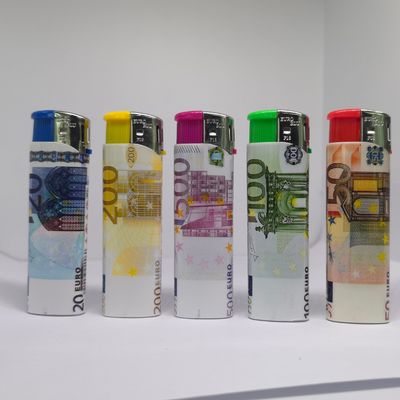 Op maat gemaakte aanvraag ISO9994 Europese markt Plastic aansteker met koel roken elektronische