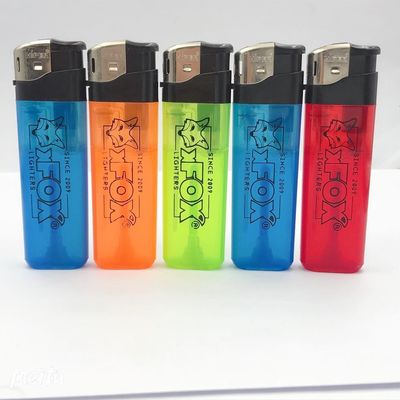 82.2*24.9*11.8mm Aanpasbare aansteker met logo-printing Wegwerp hervulbaar ontwerp