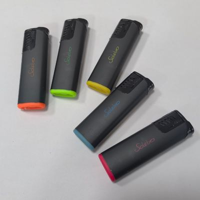 Europese markt Gas winddichte nieuwe aanstekers met fakkelvlam Superior 8,11*2,49*1,32 cm