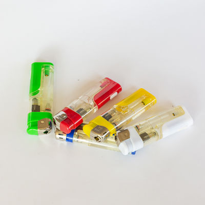 Oplaadbare elektronische kaarsverlichting met kleurrijke gas en witte LED-lamp