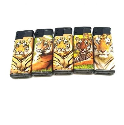 ISO9994 Standard Turbo Flame Windproof Gas Lighter met Tiger Sticker Gepersonaliseerd Logo