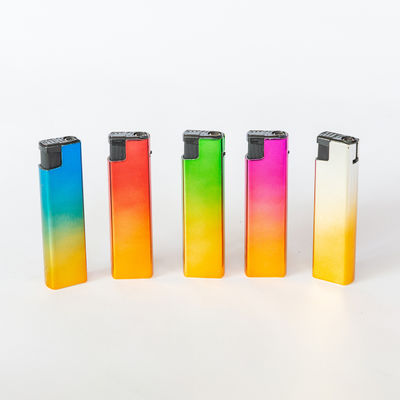 Gepersonaliseerd logo Gas aansteker Plastic Winddicht Hervulbaar Rook aansteker 80.4*22*11.3mm