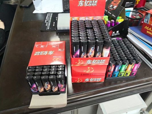 Draagbare kunststof aansteker Vijf kleuren wegwerpbare oplaadbare winddichte aansteker